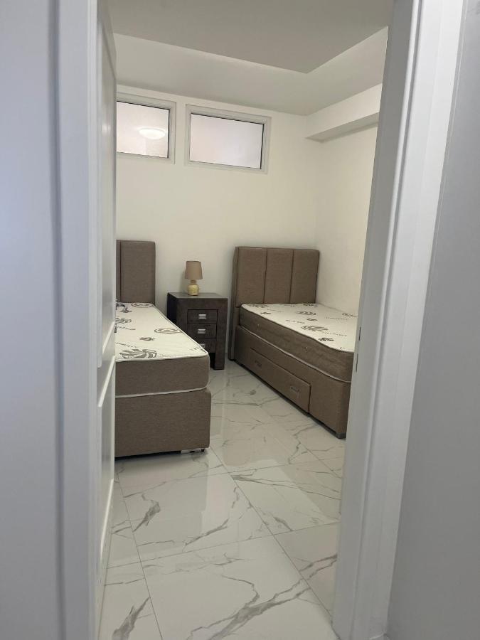 Adriatic Apartman Bečići Екстериор снимка